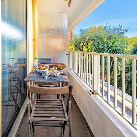 Renove A 100 Metres De La Apartment Antibes