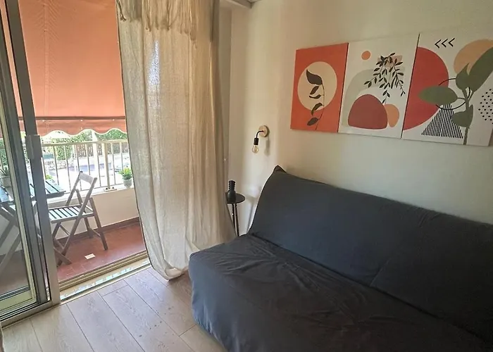 Renove A 100 Metres De La *